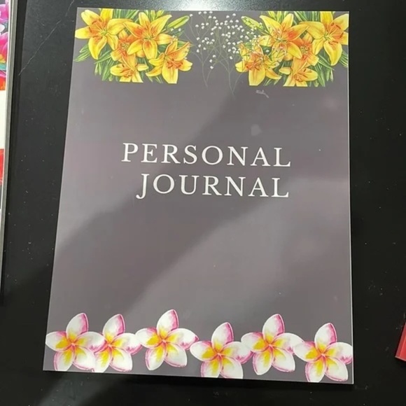 SET: THREE PAPER NOTEBOOKS/ JOURNALS FLOWERS: Personal Journal, NOTES, Red 🌹 - Picture 4 of 10